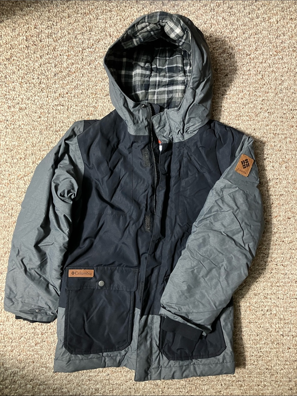 Columbia Kids Two-Tone Gray & Black Hooded Puffer Jacket Omniheat